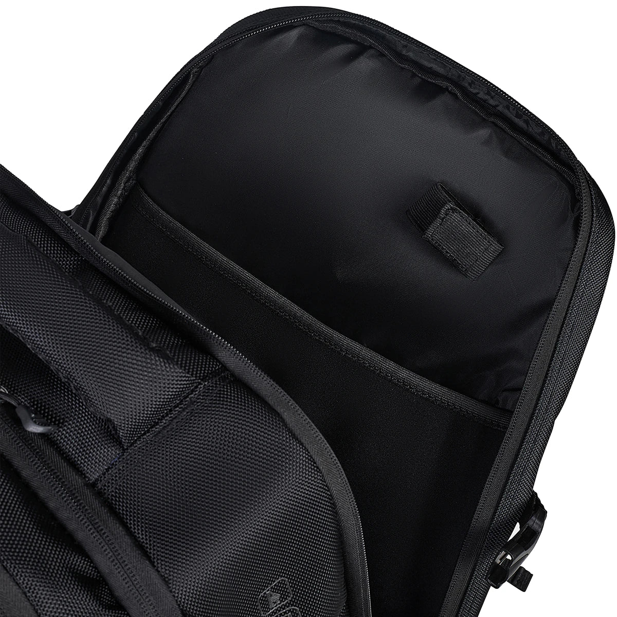 Bullpadel Bpm26003 Tech 005 Backpack