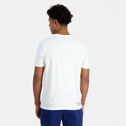 T-Shirt Le Coq Sportif Paris 2024 Grafisch